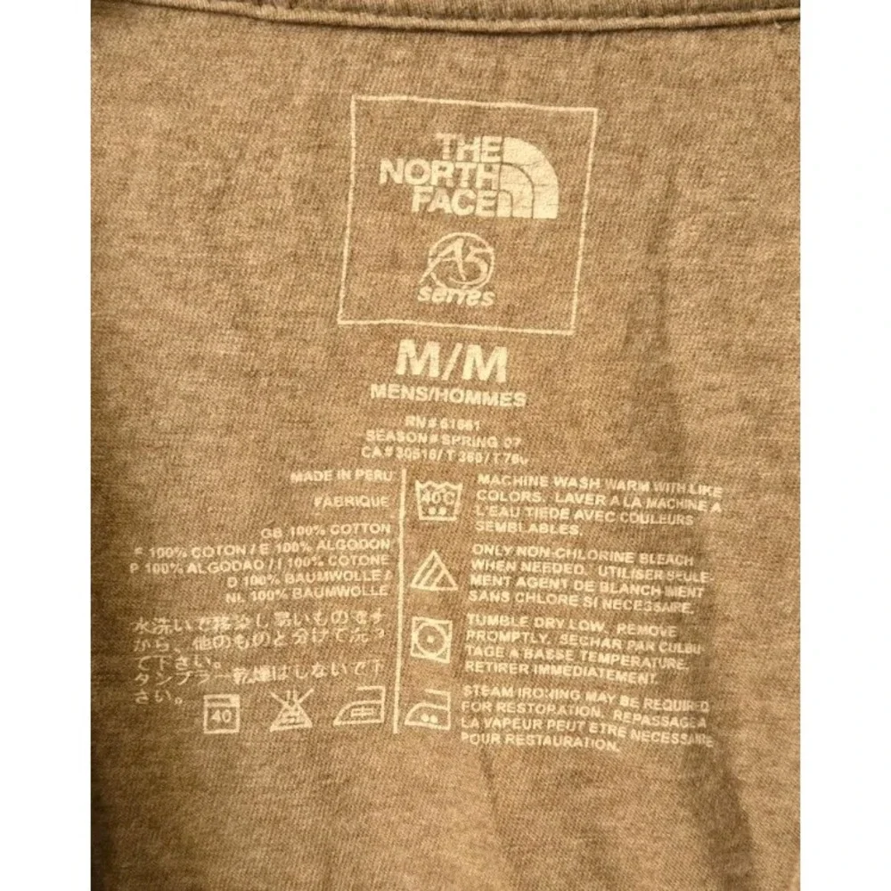 The North Face Shirt Men Medium Brown Mountains Short Sleeve Crew Neck Polyester